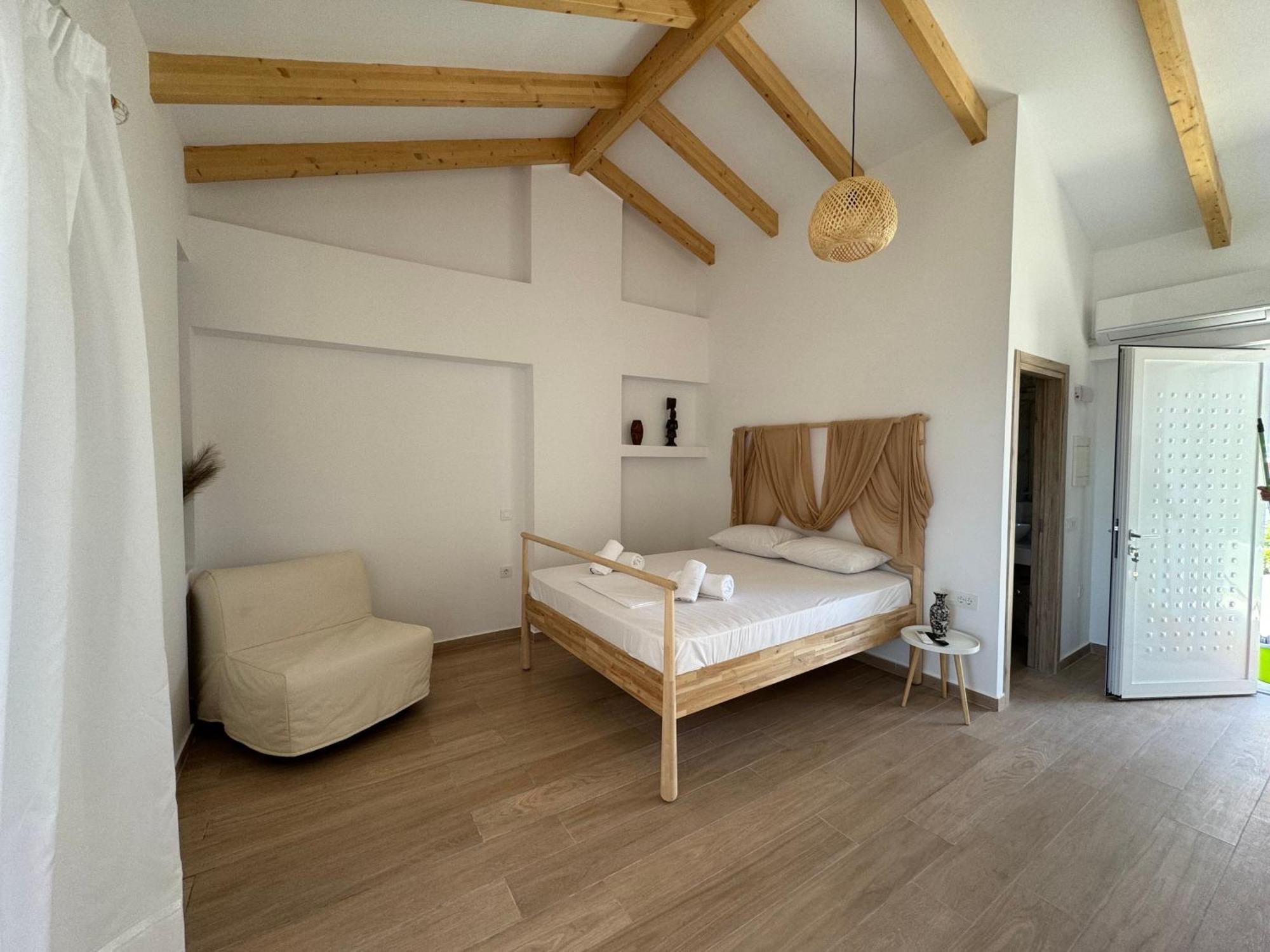 Nikludin Suites & Studios Laganas Exteriör bild